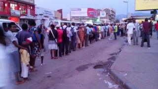 Iyo ngingo itaratangura benshi baca mu madirisha, iyo bo badakomeretse bakonona imodoka
