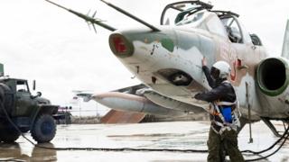 Uburusiya na Syria vyabaye bihagaritse ibitero Aleppo kugira abarwanyi baveyo