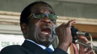 Mugabe yiyama abarwanira ibibanza muri ZANU-PF