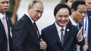 Phùng Xuân Nhạ và Putin