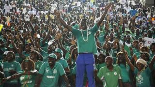 Les supporters de l'équipe nationale de football du Burundi lors d'un match de qualification pour la Coupe d'Afrique des Nations 2017.