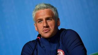 Ryan Lochte cuando denunció su robo