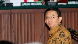 Gubernur DKI Ahok di persidangan, 3 Januari 2017.