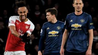 Pierre-Emerick Aubameyang celebrates