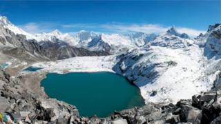 हिमनद्या, हिमालयातील नद्यांचे स्रोत