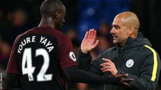 Guardiola (kulia) amekuwa mwalimu wa Toure tokea akiwa Barcelona