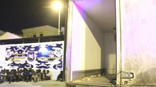 35 migrants clandestins étaient à bord du camion.