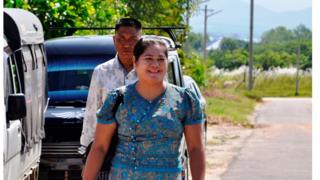 ဒေါ်ဥမ္မာလှိုင်