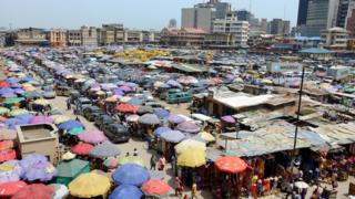 Une vue du grand marché de Lagos