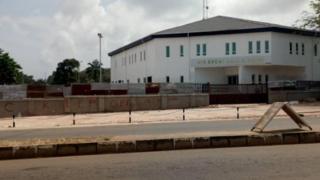 Ụlọ Fayose n'Ado Ekiti EFCC gbachiri