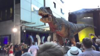 dino