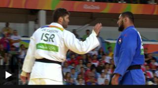 Mchezaji wa Judo kutoka Misri akataa kumsalimia mwenzake wa Isral baada ya pigano