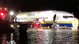 Boeing 737