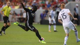 Dan wasan gaba na Manchester United Romelu Lukaku