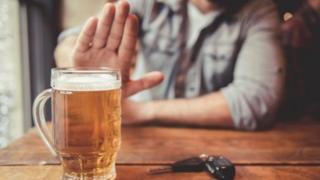 L'alcool tue environ trois millions de personnes dans le monde chaque année, selon l'OMS.