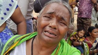 రోడ్డు ప్రమాద మృతుడి తల్లి