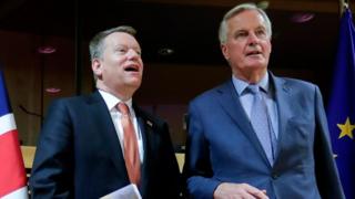 European Union chief Brexit negotiator Michel Barnier (R) and the British Prime Minister's Europe adviser David Frost at the start of talks on 2 March
