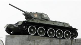 Мемориал советским танкам Т-34 в Москве - файл фото
