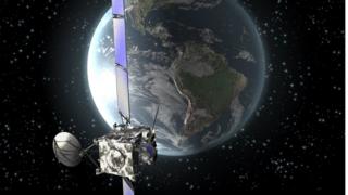 Impressão artística da sonda europeia Rosetta em órbita ao redor da Terra em novembro de 2009