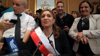 Souad Abderrahim a été élue ce mardi matin, maire de Tunis.