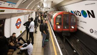 Passageiros do metrô de Londres