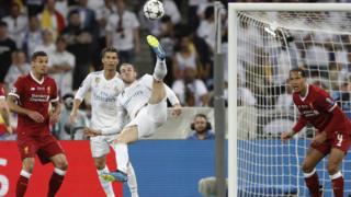 Gareth-Bale-overhead-kick.