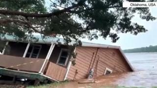 House wey dey sink inside water
