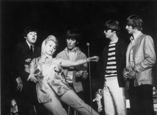 The Beatles ve Zsa Zsa Gabor