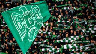 Les fans du club marocain de Raja Casablanca