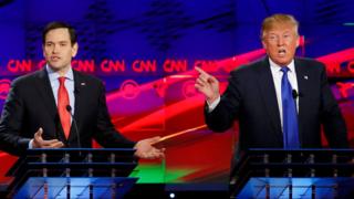 マーコ・ルビオ上院議員(左)とドナルド・トランプ氏が互いをかき消すように同時に熱弁