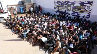 Abimukira b'Abanyafurika bacuruzwa mu masoko y'abacakara muri Libya.