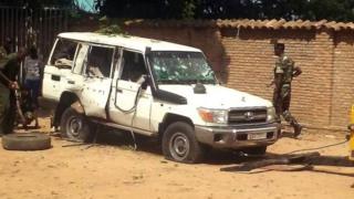 Aha Brig Gen Athanase Kararuza yategerewe n'abantu bitwaje ibirwanisho atwaye umwana kw'ishure