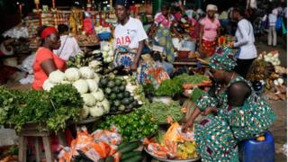 Ọlọja kan ni idi igba rẹ