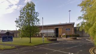 HMP Frankland: Prison officer had affair with Curtis Warren - BBC News