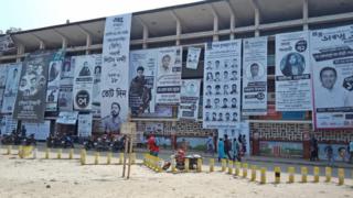 ডাকসু নির্বাচনের আগের দিন টিএসসি এলাকার চিত্র