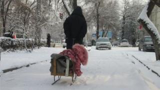 ЖЭБде суу бөлүштүрүүчү жабдуу 26-январдын кечинде иштен чыгып, шаардыктар жылуулуксуз калган.