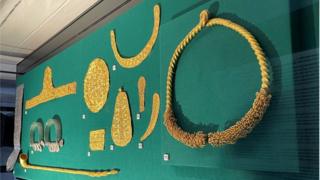 Asante Gold Artefacts: Ghana Rejoices As 'crown Jewels' Looted By 