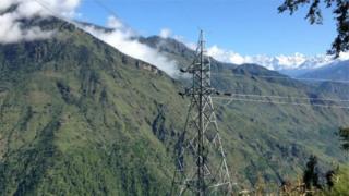 विद्युत प्रसारण लाइन जस्ता पूर्वाधार निर्माणका क्रममा रुखहरु मासिने गरेका छन्।