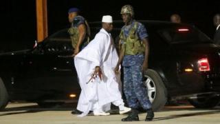 Yahya Jammeh aondoka Gambia, nakuacha hazina tupu