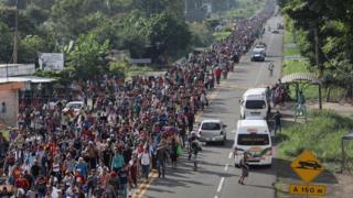Caravana caminha em Ciudad Hidalgo