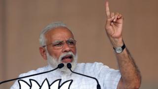 नरेंद्र मोदी