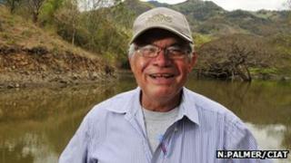 How rainwater harvesting is helping Nicaraguan farmers - BBC News