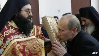 Greece gets investment from Russia with love - BBC News