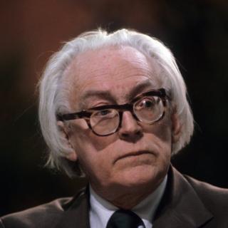 In pictures: Centenary of Michael Foot's birth - BBC News