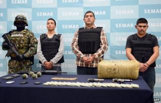 caballero velazquez zetas taliban senior gangs drugs arrest beheading remains infamous controlled narco nachrichtenfoto guarding wears policeman