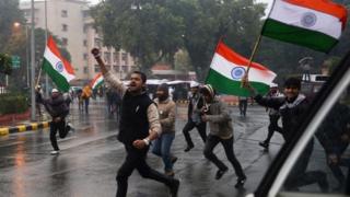 India's Arvind Kejriwal Runs Delhi From Mass Sit-in - BBC News