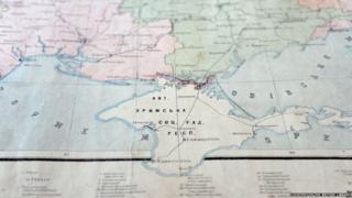 Ukraine maps chart Crimea's troubled past - BBC News