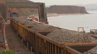 Dawlish landslip: Army to help clear rail line - BBC News