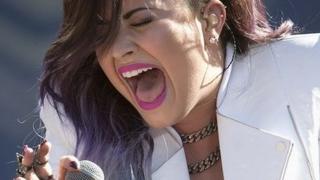 Demi Lovato on dating and disappointment - BBC News