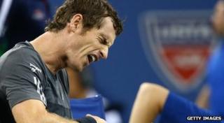 Murray feels the pain in the fourth set